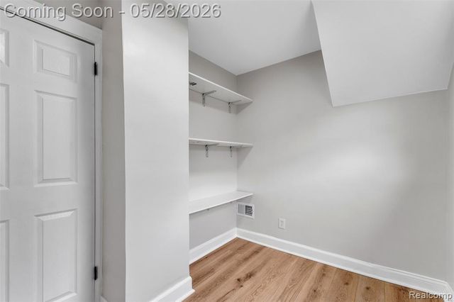 45 E Rutgers Avenue, Pontiac, MI 48340