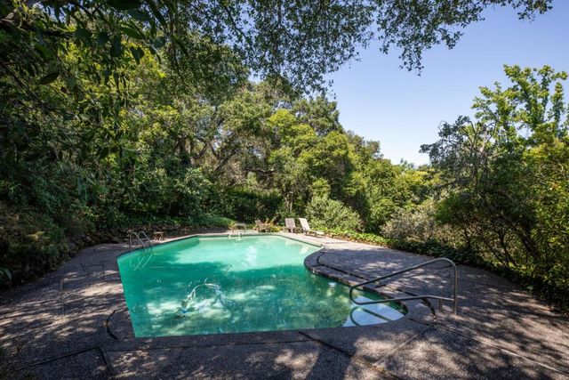 746 Santa Ynez Street, Stanford, CA 94305