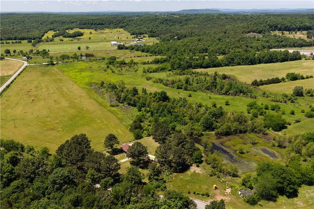 193 Mahan Drive, Center Ridge, AR 72027