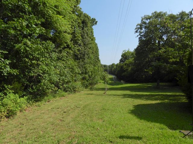 2335 Factory Rd, Murfreesboro, TN 37130