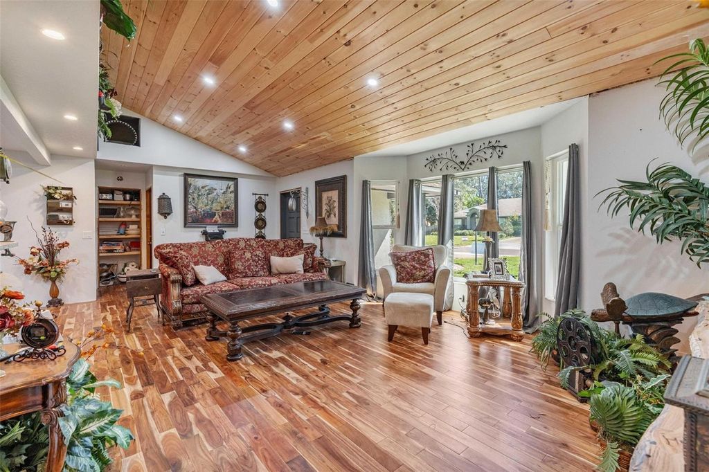 Image 4 of property listing at 2910 HARDY AVENUE, New Smyrna Beach, FL 32168