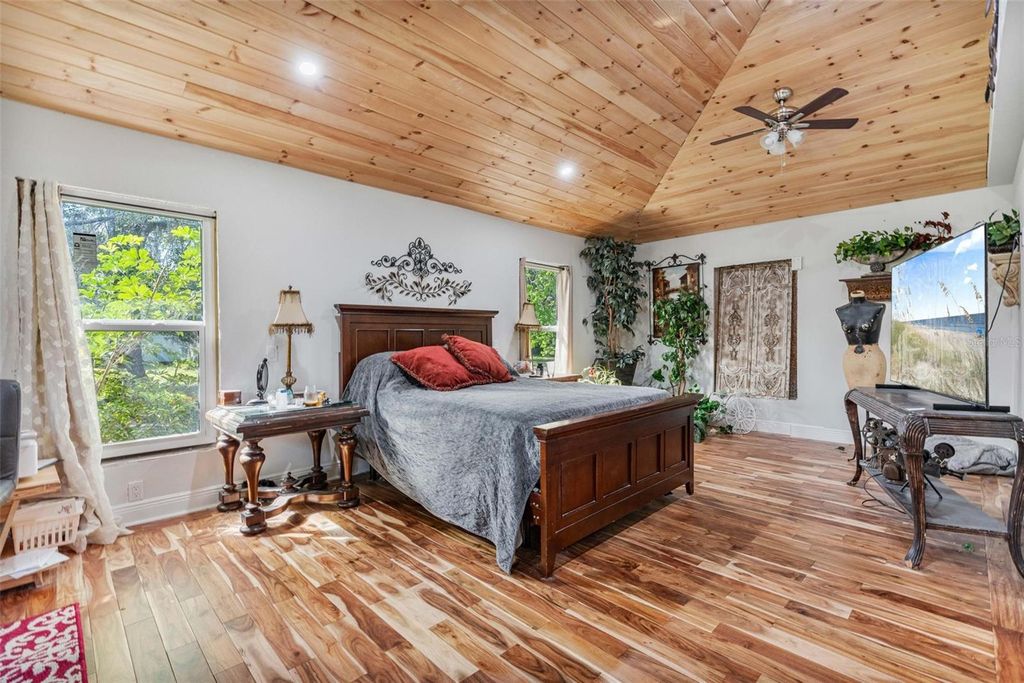 Image 10 of property listing at 2910 HARDY AVENUE, New Smyrna Beach, FL 32168