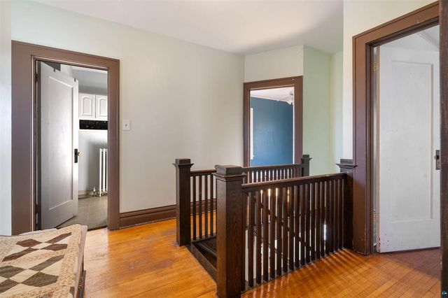 3718 W 4th Street, Duluth, MN 55807