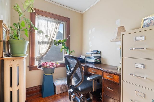 3718 W 4th Street, Duluth, MN 55807