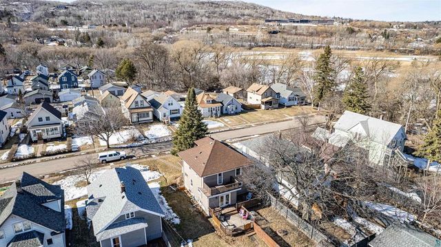 3718 W 4th Street, Duluth, MN 55807