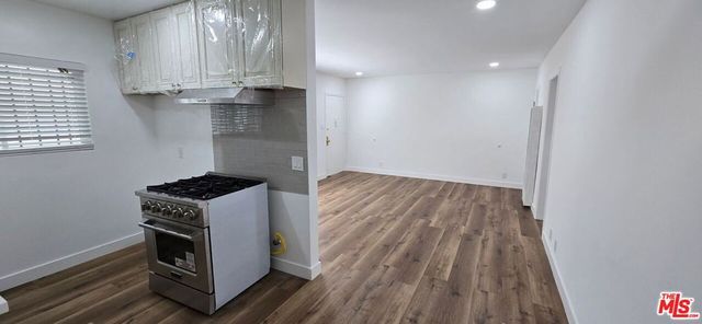 2641 S La Salle Avenue 5, Los Angeles, CA 90018