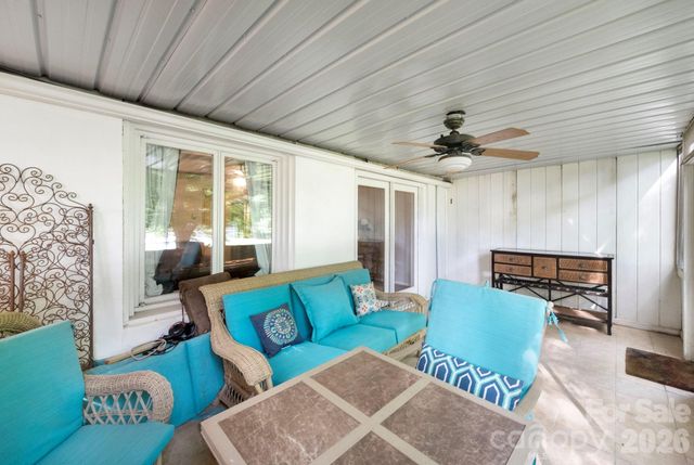 54 Hollybrook Drive, Asheville, NC 28803