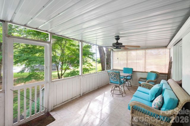 54 Hollybrook Drive, Asheville, NC 28803