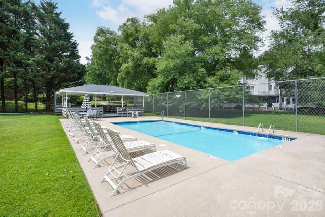 54 Hollybrook Drive, Asheville, NC 28803