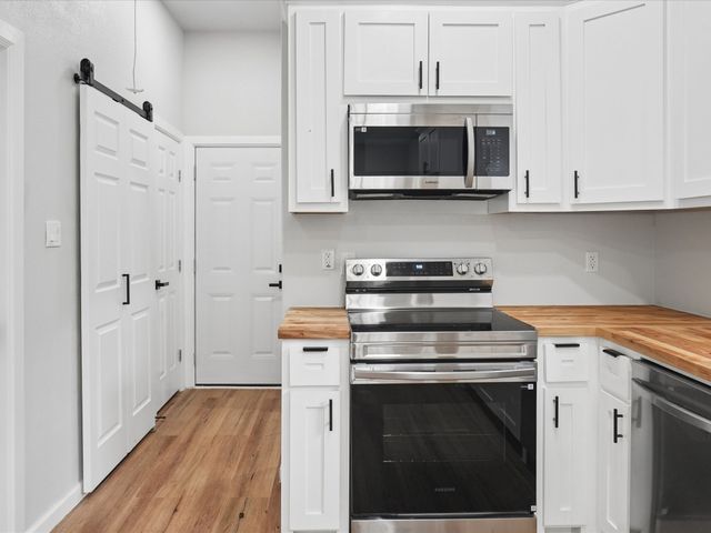 1220 E Pulaski Street, Fort Worth, TX 76104