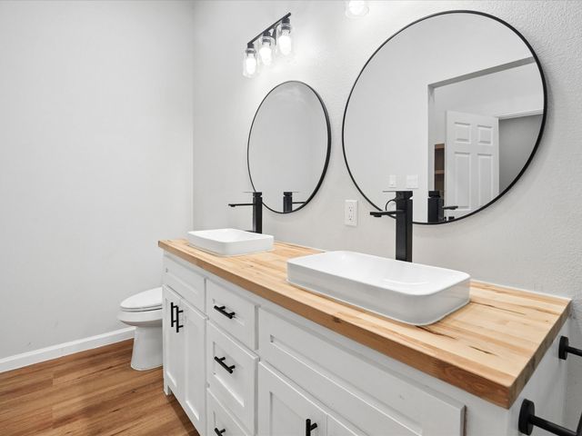 1220 E Pulaski Street, Fort Worth, TX 76104