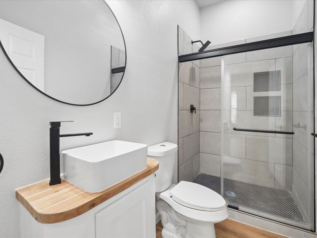 1220 E Pulaski Street, Fort Worth, TX 76104