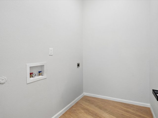 1220 E Pulaski Street, Fort Worth, TX 76104