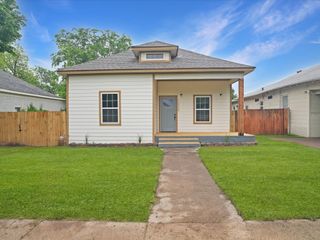 1220 E Pulaski Street, Fort Worth, TX 76104