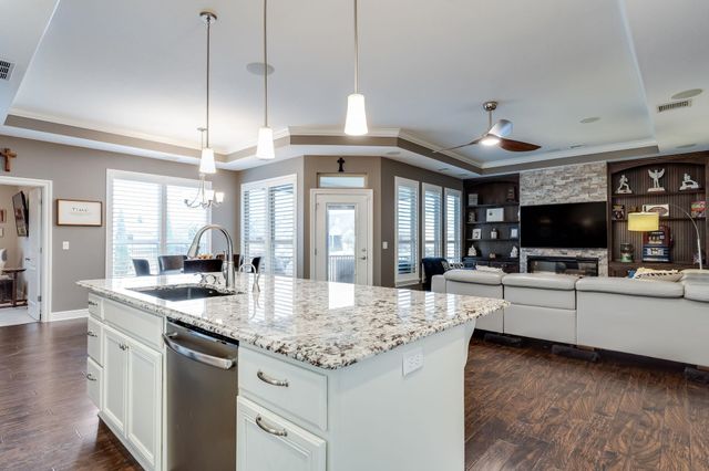 3995 N Solano St, Wichita, KS 67205