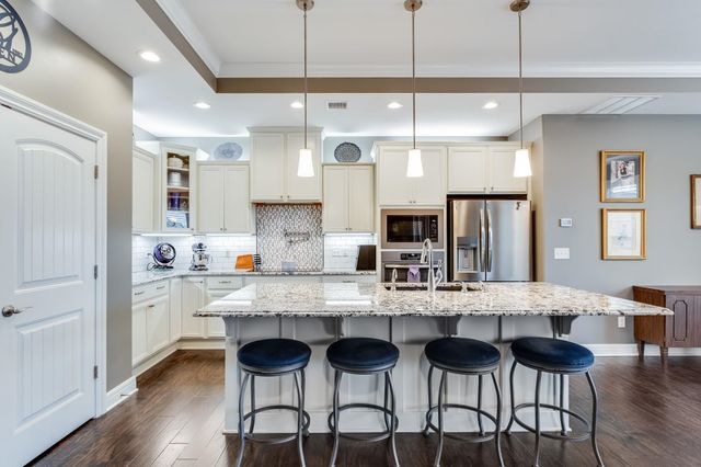 3995 N Solano St, Wichita, KS 67205