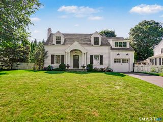 114 Lee Drive, Fairfield, CT 06824