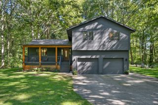 12890 Woodhaven Drive, Robinson Twp, MI 49417
