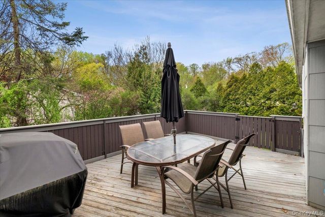 1 Bristol Court, New City, NY 10956