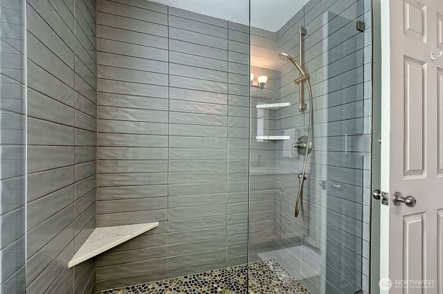 1008 W Toledo Street, Bellingham, WA 98229