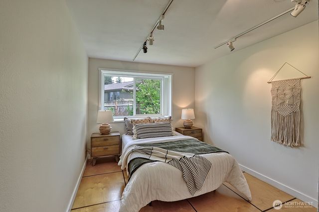 1008 W Toledo Street, Bellingham, WA 98229