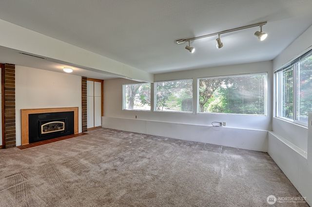 1008 W Toledo Street, Bellingham, WA 98229