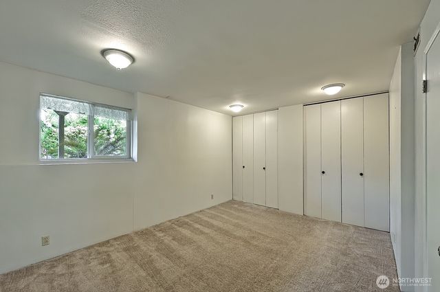 1008 W Toledo Street, Bellingham, WA 98229