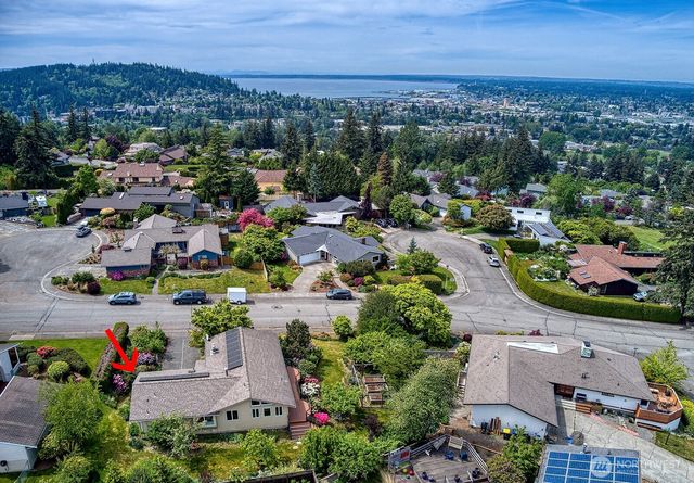 1008 W Toledo Street, Bellingham, WA 98229