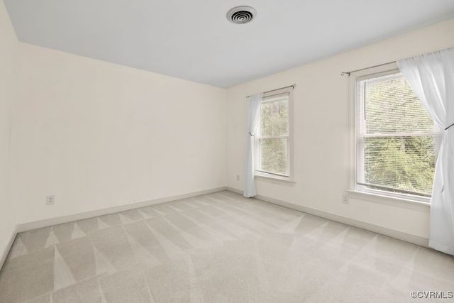 6303 Walnut Bend Dr, Midlothian, VA 23112