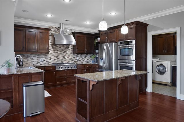 5429 Chardonnay Court, Rogers, AR 72758