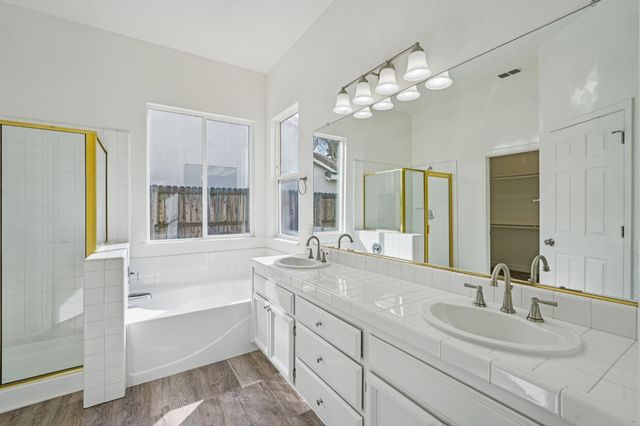 15422 Wadkins Ct, Rancho Murieta, CA 95683