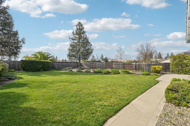 15422 Wadkins Ct, Rancho Murieta, CA 95683