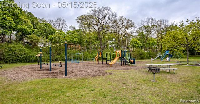 1771 Brookside Drive, Flint, MI 48503