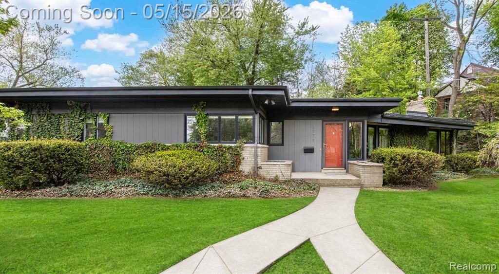 1771 Brookside Drive, Flint, MI 48503