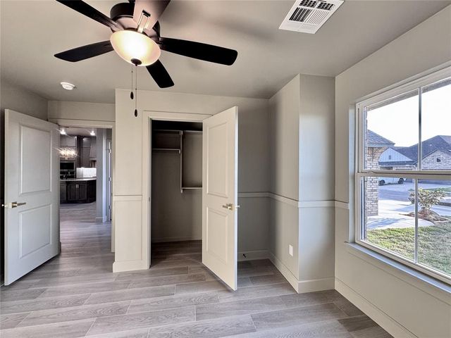 16024 Navarra Way, Oklahoma City, OK 73170