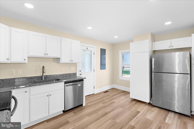 430 RAILROAD AVE, Centreville, MD 21617