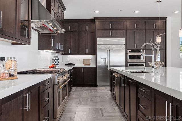 8451 Hidden Cove Way, San Diego, CA 92127