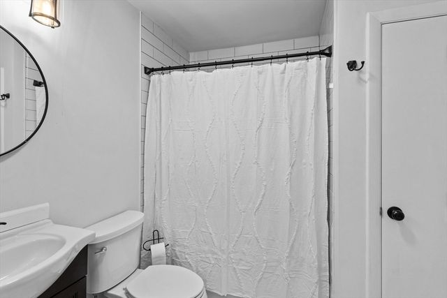 5257 Washington St. 5257, Boston, MA 02132