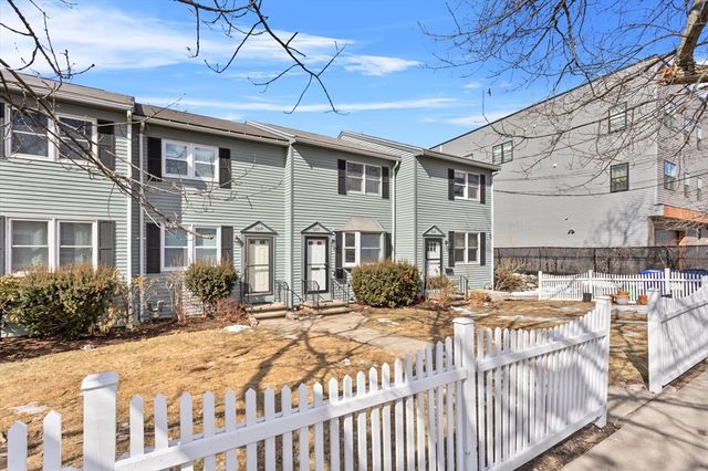 5257 Washington St. 5257, Boston, MA 02132