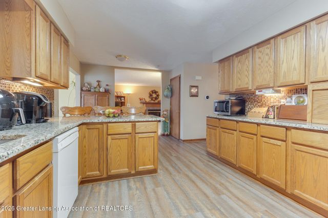 8748 Woodbury Road, Laingsburg, MI 48848