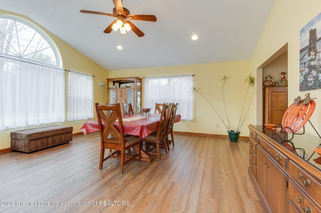 8748 Woodbury Road, Laingsburg, MI 48848