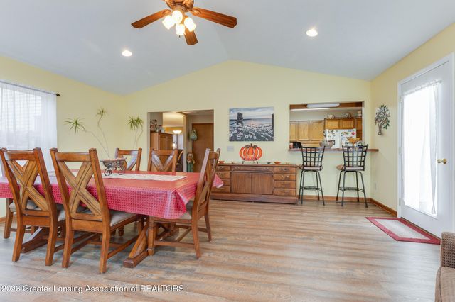 8748 Woodbury Road, Laingsburg, MI 48848