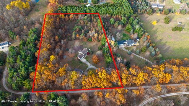 8748 Woodbury Road, Laingsburg, MI 48848