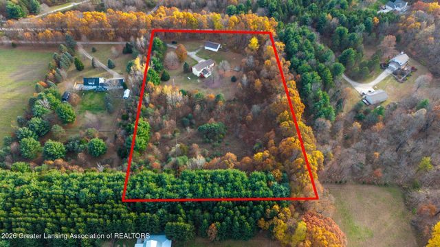 8748 Woodbury Road, Laingsburg, MI 48848