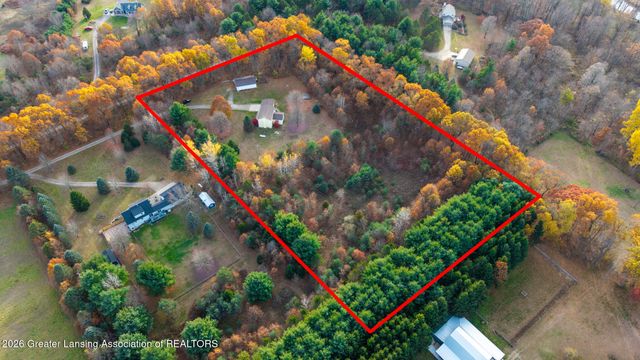 8748 Woodbury Road, Laingsburg, MI 48848