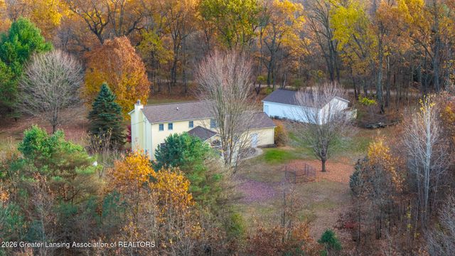 8748 Woodbury Road, Laingsburg, MI 48848