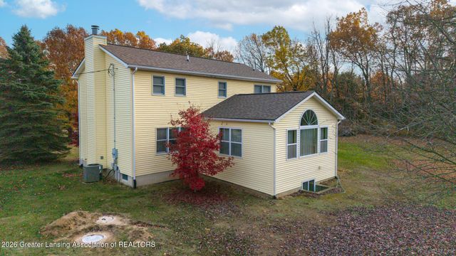 8748 Woodbury Road, Laingsburg, MI 48848