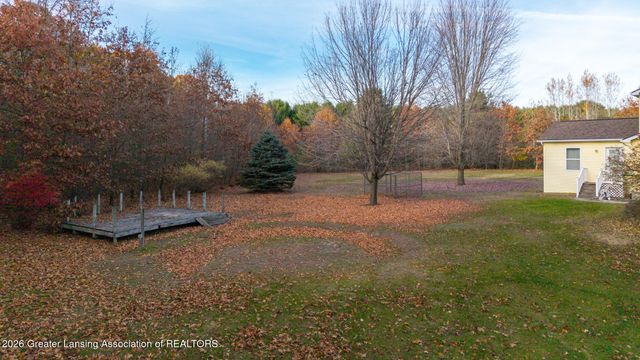 8748 Woodbury Road, Laingsburg, MI 48848