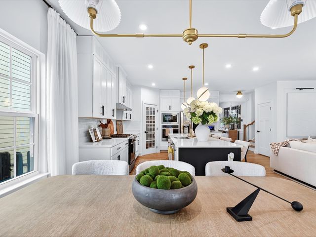 6554 Palm Warbler Dr, Murfreesboro, TN 37128