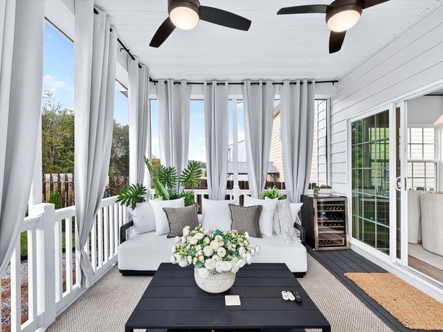 6554 Palm Warbler Dr, Murfreesboro, TN 37128